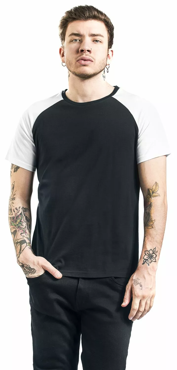 "Short Raglan Road" T-shirt Zwart-wit Van RED By EMP - Afbeelding 4