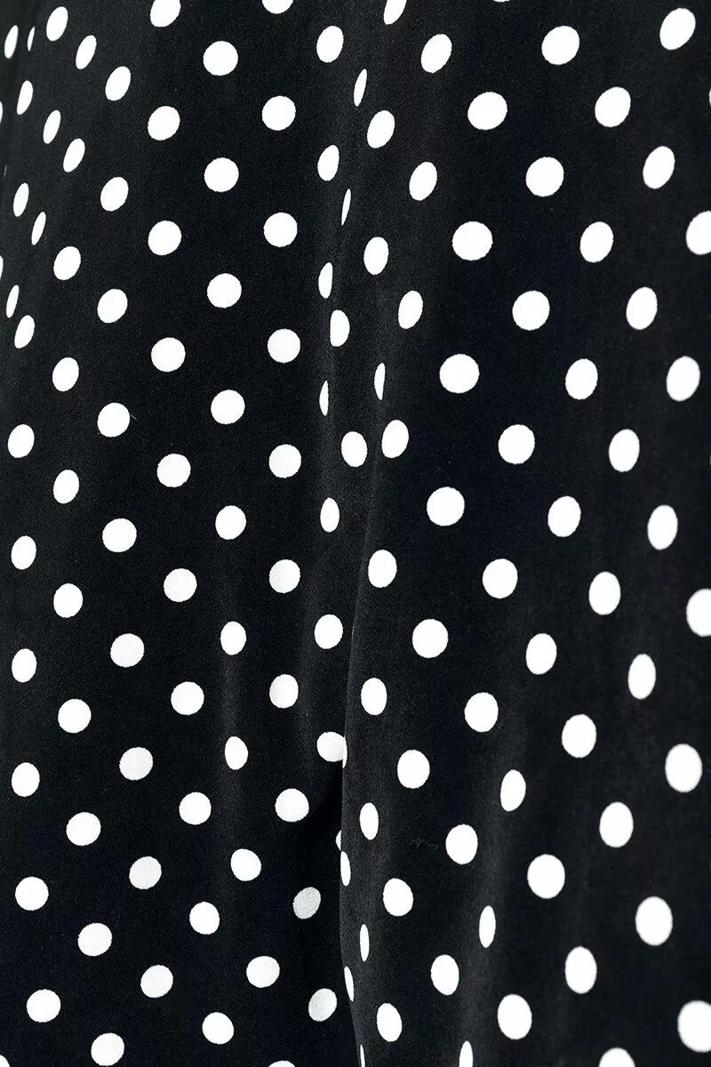 "Off-The-Shoulder Swing Dress" Medium-lengte Jurk Zwart-wit Van Belsira - Afbeelding 6