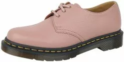 "1461 - Peach Beige Virginia" Schoenen Met Veters Beige Van Dr. Martens