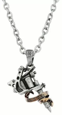 "Alchemy: Pewter Pendant: Tattoo Gun" Halsketting Zilverkleurig Van Alchemy Gothic